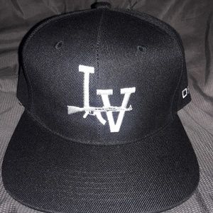 12 AM RUN LA SHOOTERS SNAPBACK